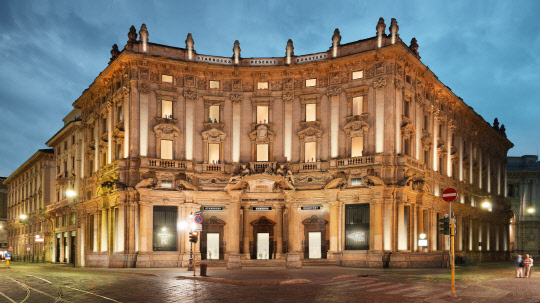 스타벅스가 이탈리아 밀라노에 1호점을 열었다./사진=스타벅스 홈페이지